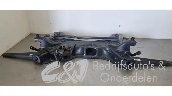 Subframe Peugeot Expert