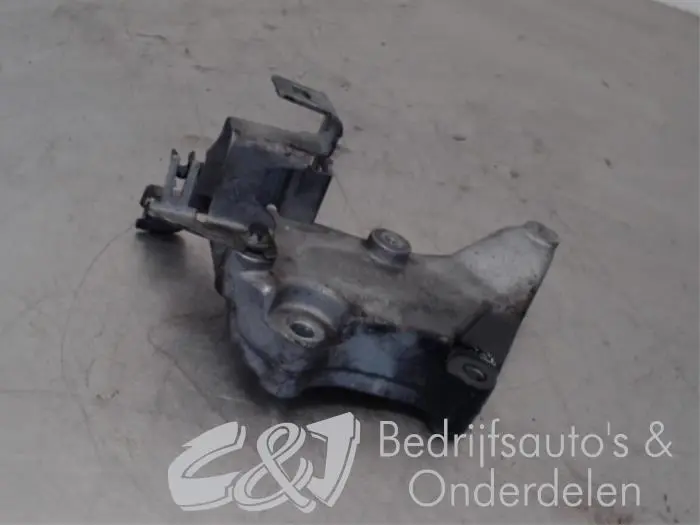 Engine mount Mercedes Sprinter