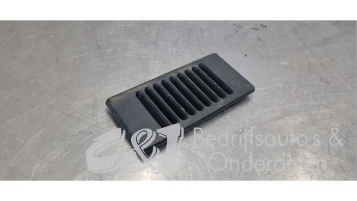 Rear air vent Renault Trafic