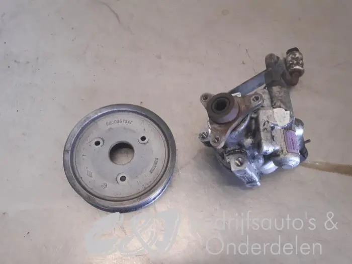 Power steering pump Opel Vivaro