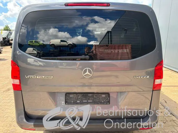 Tailgate Mercedes Vito