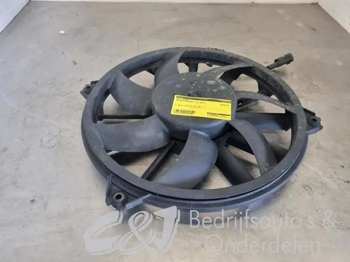 Cooling fan housing Peugeot Partner