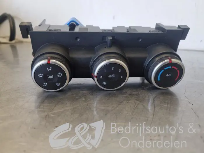 Air conditioning control panel Renault Trafic