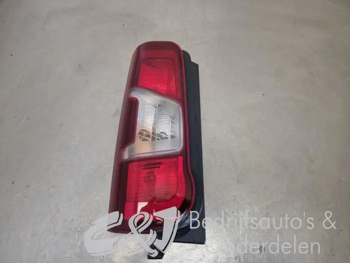 Achterlicht links Citroen Berlingo