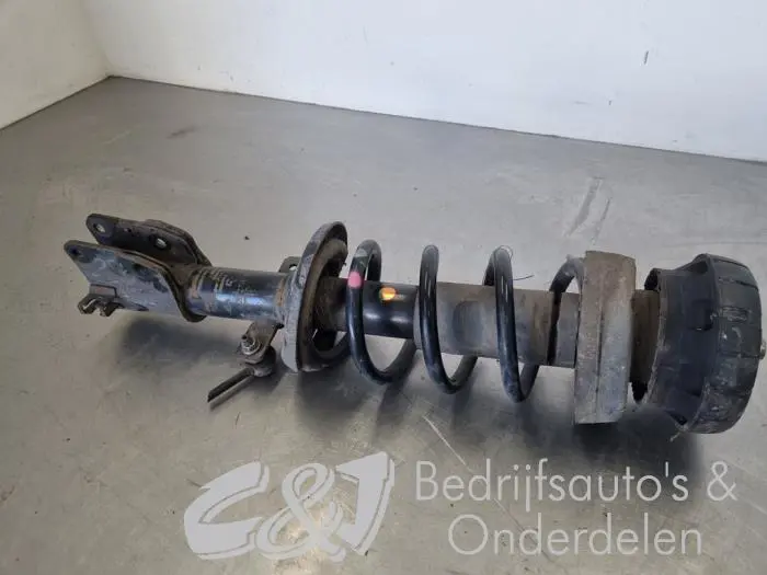 Front shock absorber rod, left Renault Trafic