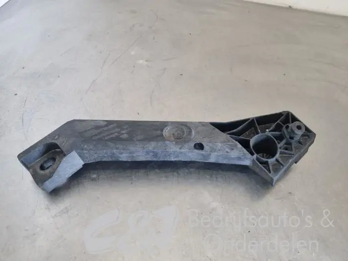 Front part support Renault Trafic