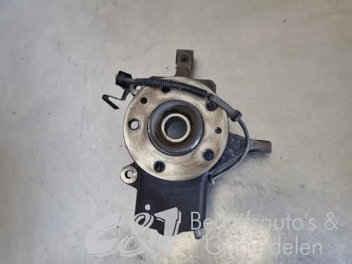 Front wheel hub Renault Trafic