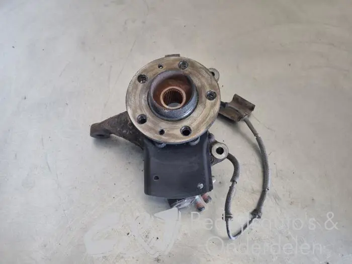 Front wheel hub Renault Trafic