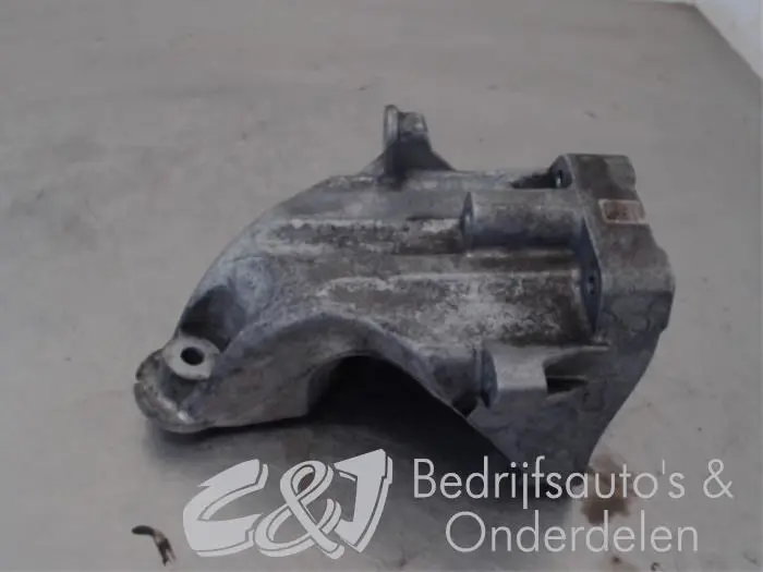 Engine mount Mercedes Sprinter