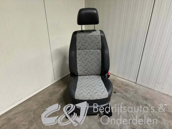 Seat, right Volkswagen Caddy