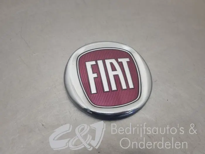 Embleem Fiat Talento