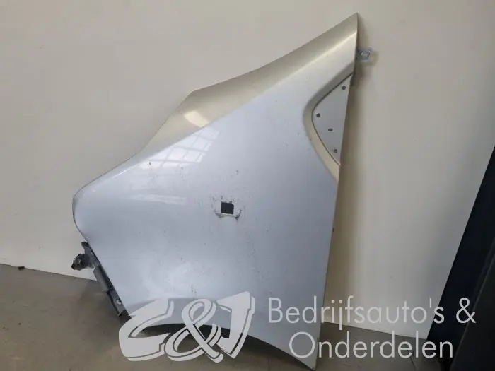 Front wing, left Renault Trafic