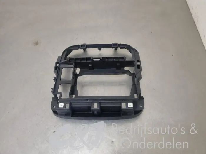 Plastic parts Opel Vivaro