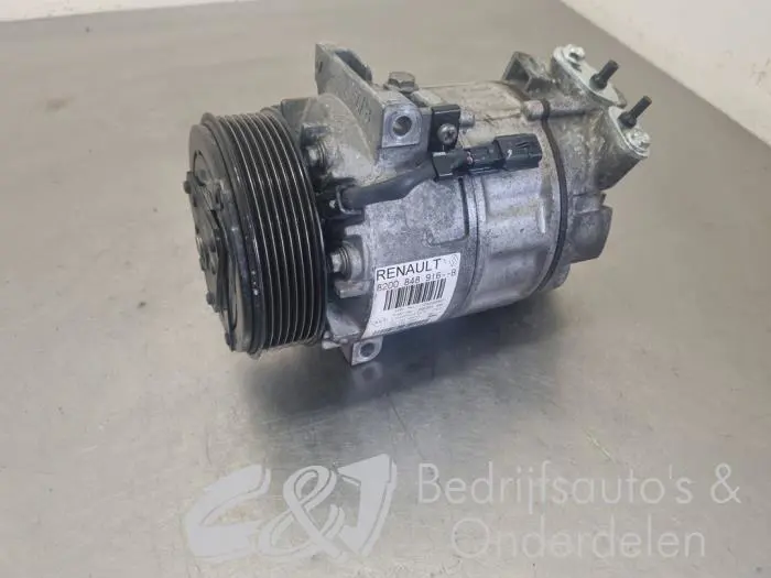 Air conditioning pump Renault Trafic