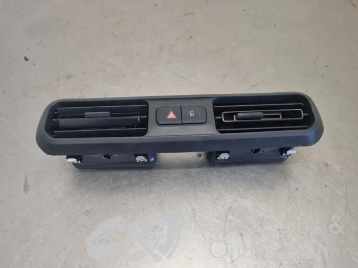 Dashboard vent Citroen Berlingo