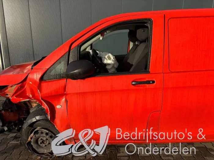 Portier 2Deurs links Mercedes Vito